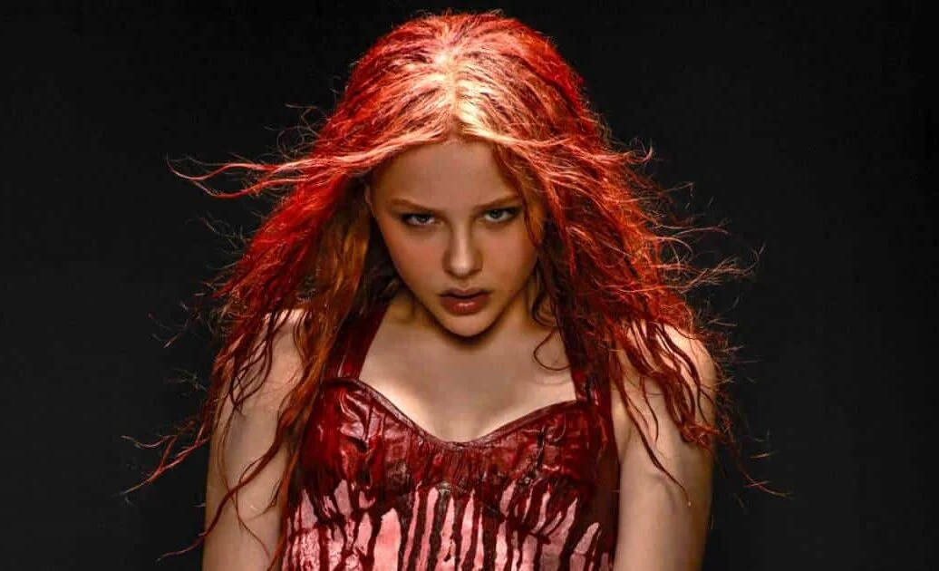 ChloëGraceMoretz出演連環殺手驚悚片正常的邊緣