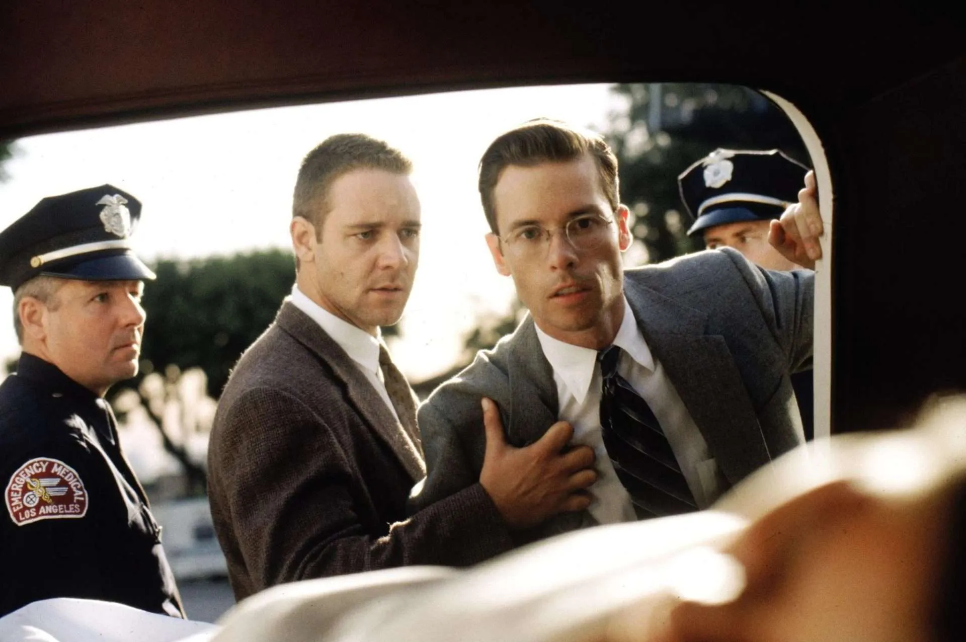 La Coficention（1997）電影評論：1990年代Neo-Noir的1950年代LAPD的快照