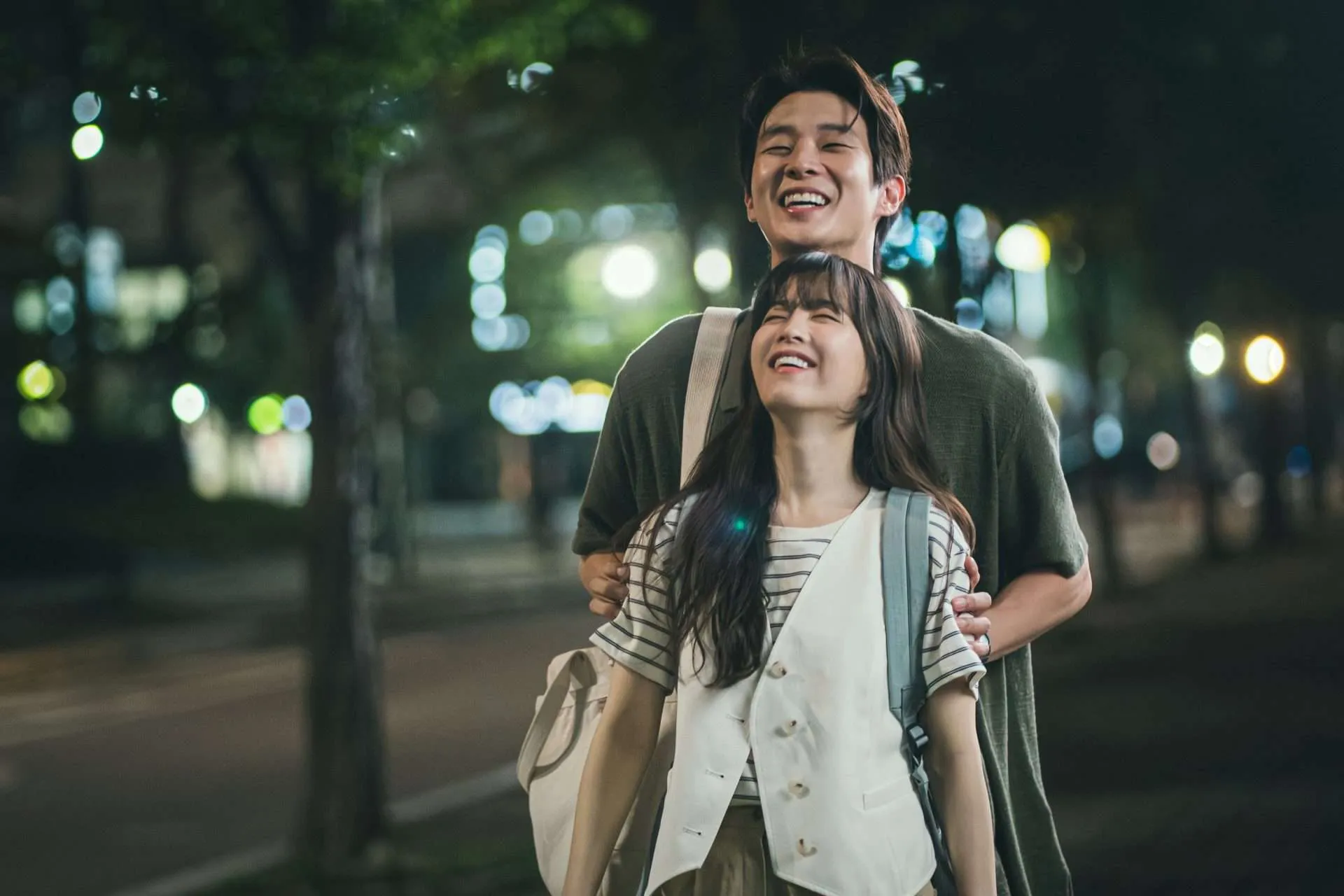 Melo電影（2025年）“ Netflix”系列回顧和結局解釋了：Si-jun和Ju-a可以真正繼續前進，還是他們的心仍然纏繞？