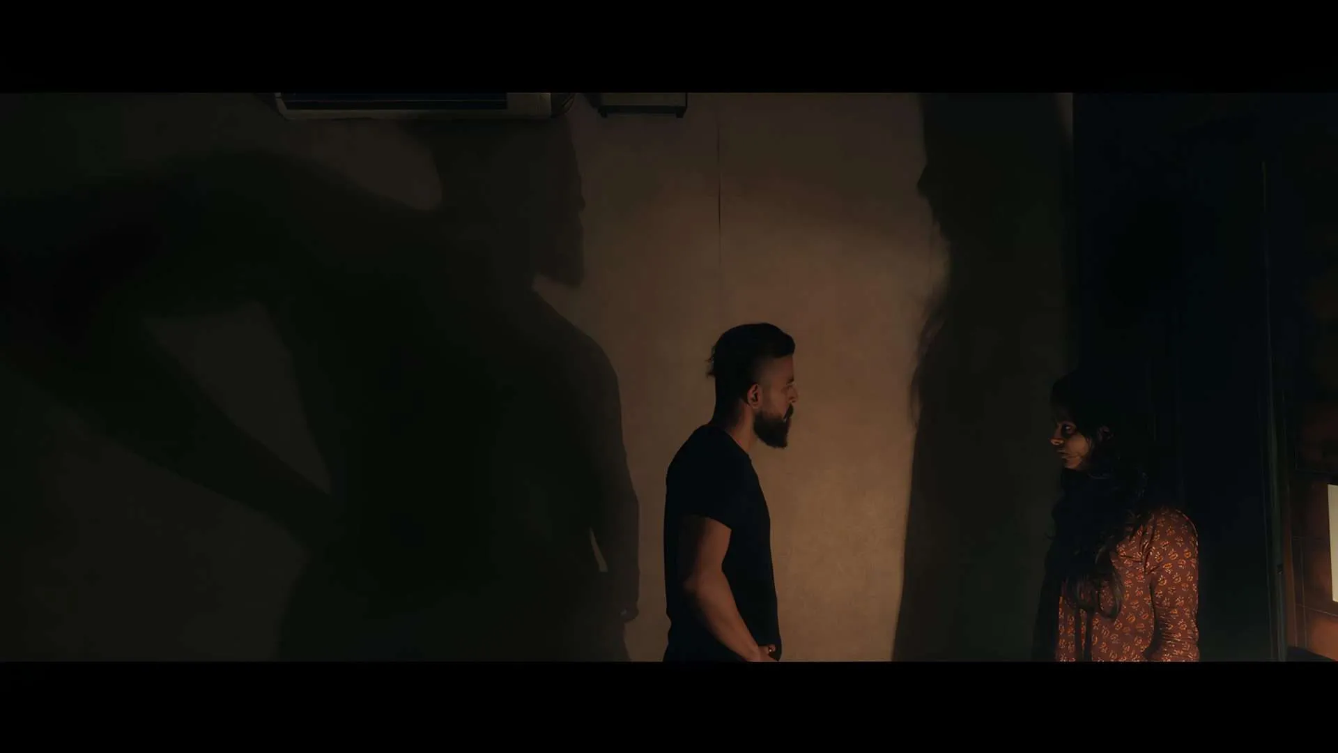 首映電影製片人阿迪亞·瓦茨（Aditya Watts）與莎士比亞的《特洛伊斯和克雷西達》的獨特電影改編“ kaansya”一起走了出來